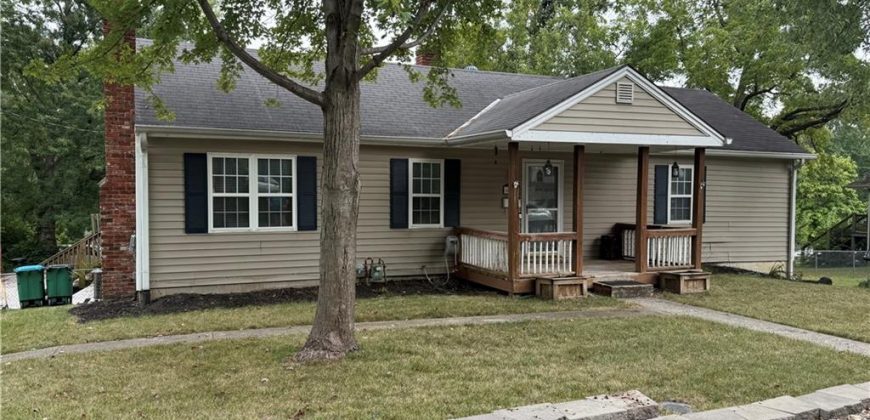 Homes for Sale in Oakview, MO 64118 | 6213 N Harrison Street