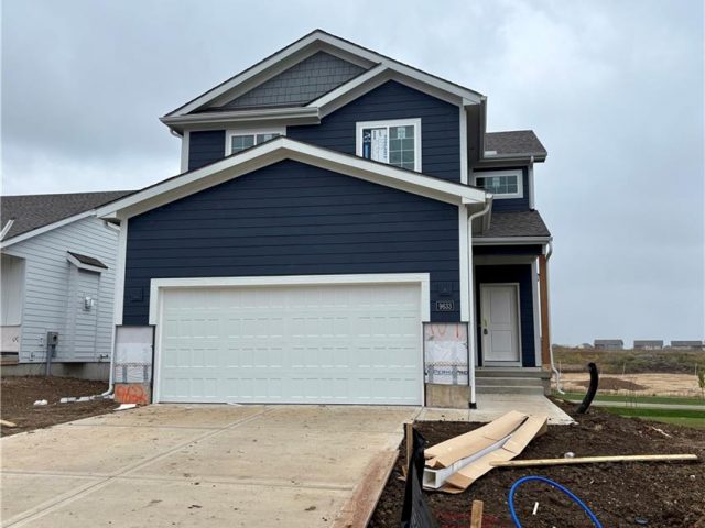 Homes for Sale in Kansas City, MO 64154 | 9633 N Colrain Avenue