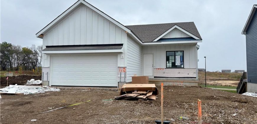 Homes for Sale in Kansas City, MO 64154 | 9637 N Colrain Avenue