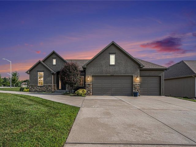 Homes for Sale in Kansas City, MO 64151 | 4808 NW 70th Terrace