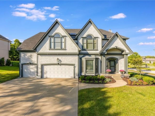 Homes for Sale in Kansas City, MO 64157 | 7608 NE 87th Street