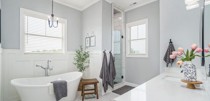 Homes for Sale in Smithville, MO 64089 | 18723  County Line Road