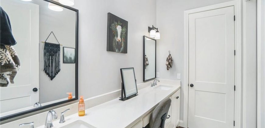 Homes for Sale in Smithville, MO 64089 | 18723  County Line Road