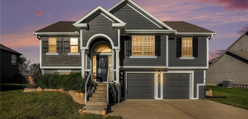 Homes for Sale in Kearney, MO 64060 | 1004 W 10th Avenue