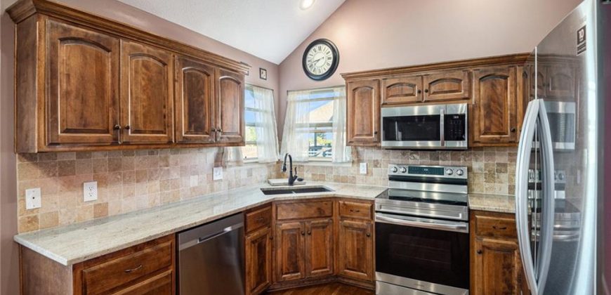 Homes for Sale in Kearney, MO 64060 | 1004 W 10th Avenue