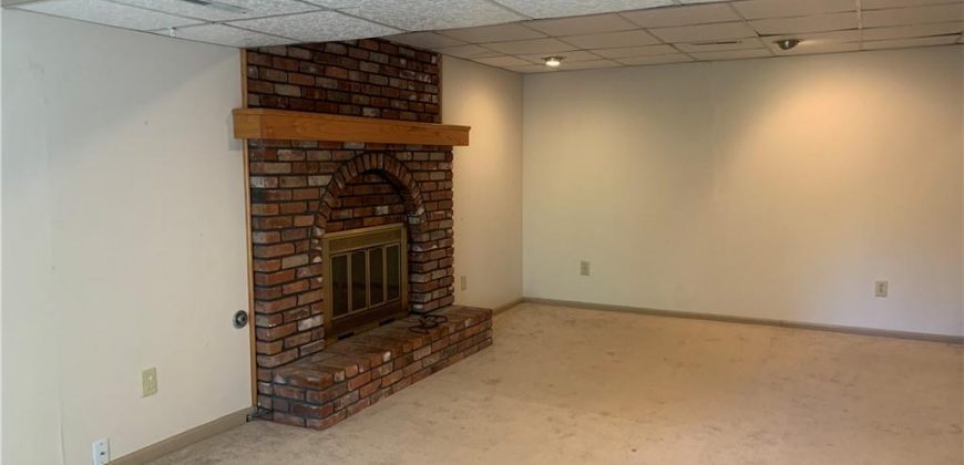 Homes for Sale in Liberty, MO 64068 | 2504  Magnolia Avenue