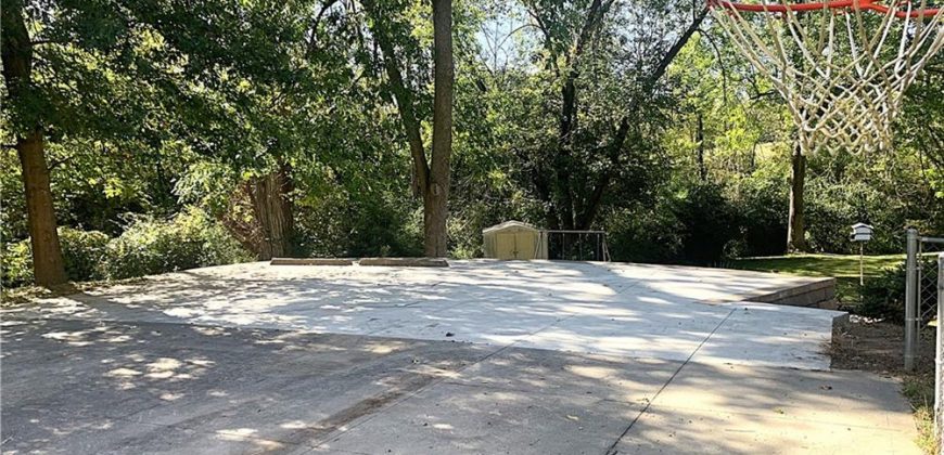 Homes for Sale in Liberty, MO 64068 | 2504  Magnolia Avenue