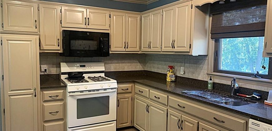 Homes for Sale in Liberty, MO 64068 | 2504  Magnolia Avenue