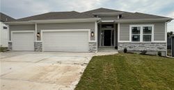 Homes for Sale in Liberty, MO 64068 | 1015  Poplar Lane