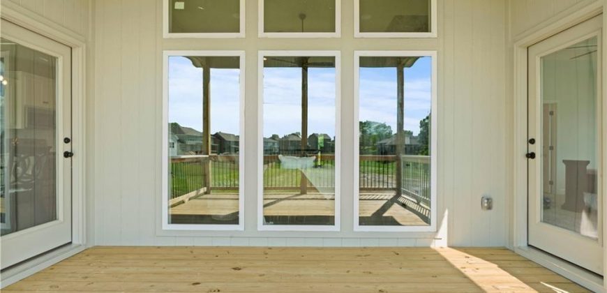 Homes for Sale in Liberty, MO 64068 | 1015  Poplar Lane