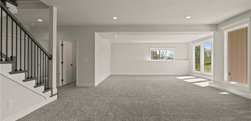 Homes for Sale in Liberty, MO 64068 | 1015  Poplar Lane