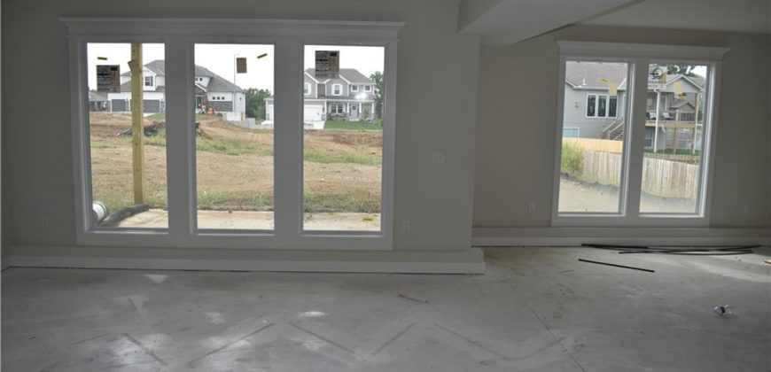 Homes for Sale in Liberty, MO 64068 | 1015  Poplar Lane