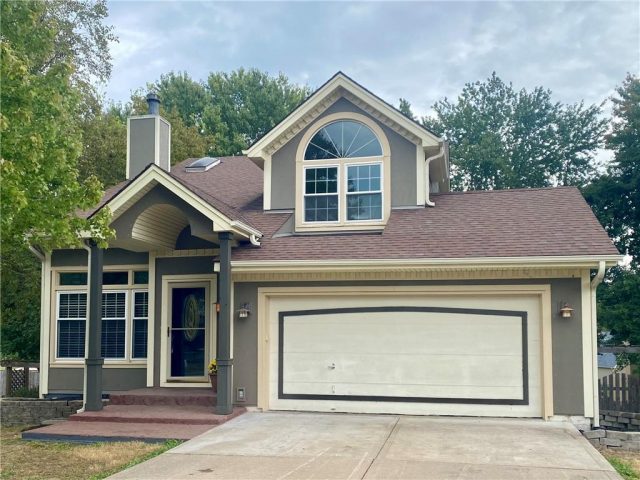 Homes for Sale in Kansas City, MO 64153 | 8623 N McDonald Avenue