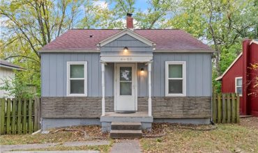 Homes for Sale in Kansas City, MO 64117 | 4452 N WALROND Avenue