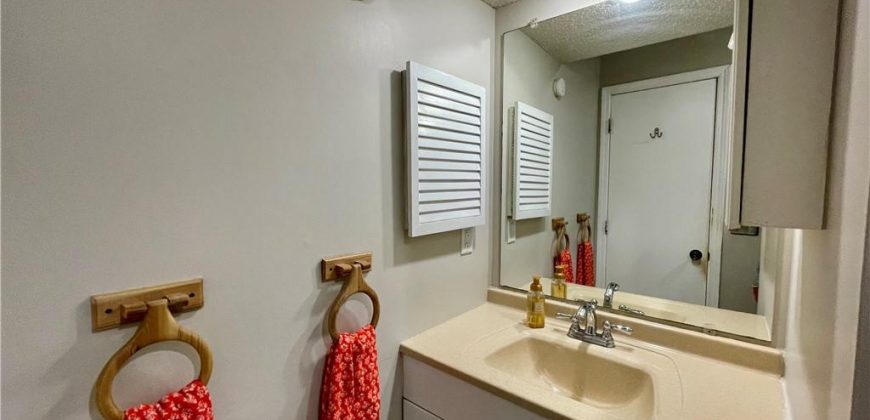 Homes for Sale in Kansas City, MO 64152 | 5776 N Anita Avenue Homes for Sale in Kansas City, MO 64152 | 5776 N Anita Avenue