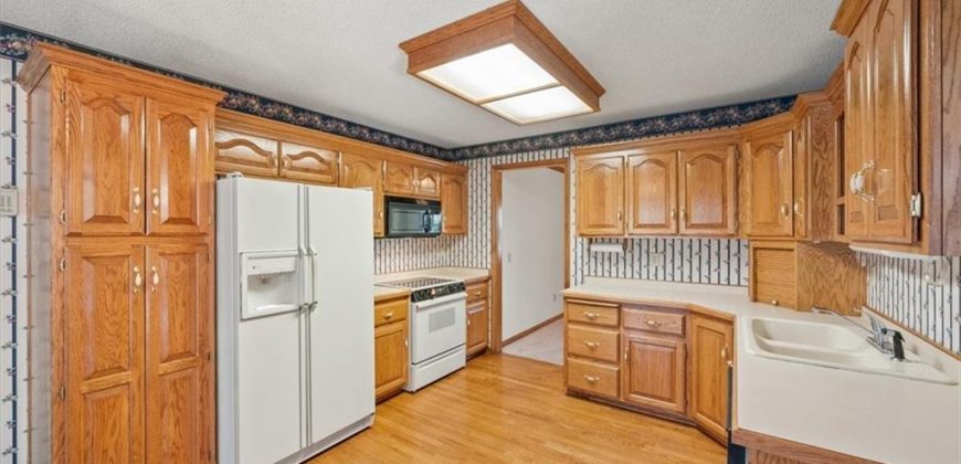 Homes for Sale in Smithville, MO 64089 | 4801  160th Street