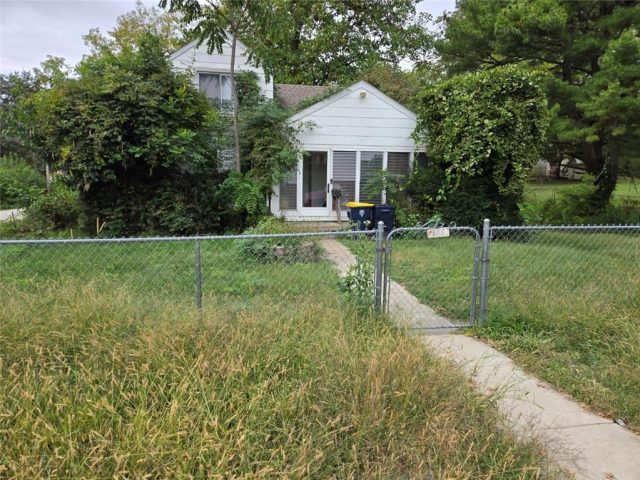 Homes for Sale in Kansas City, MO 64119 | 5002 N Chelsea Avenue