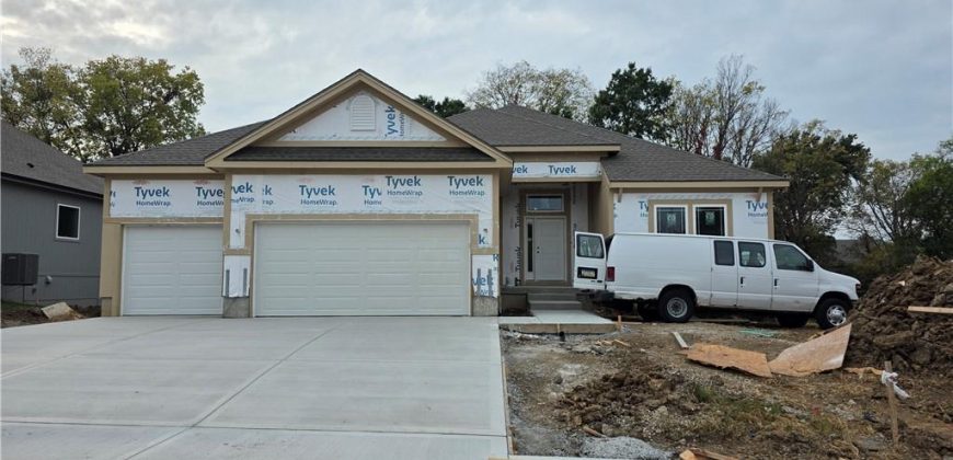 Homes for Sale in Kansas City, MO 64154 | 9430 N Belton Avenue