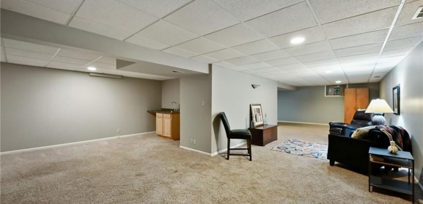 Homes for Sale in Weatherby Lake, MO 64152 | 8000 NW Potomac Street