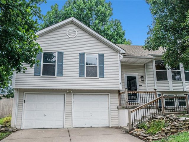 Homes for Sale in Liberty, MO 64068 | 507  Lauren Street