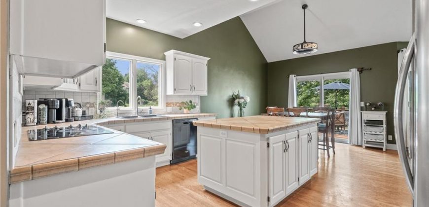 Homes for Sale in Parkville, MO 64152 | 10013 NW Crooked Road