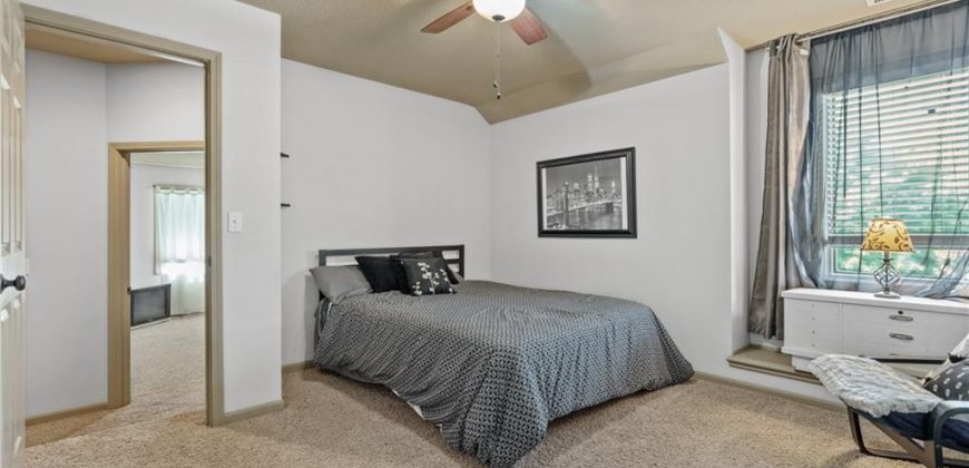 Homes for Sale in Parkville, MO 64152 | 10013 NW Crooked Road