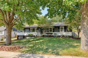 3320--Mohawk-Lane-mls-2570387-image-1