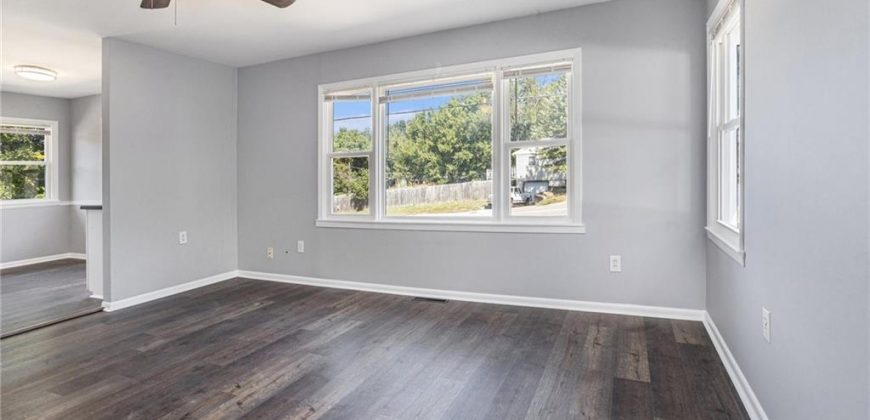 Homes for Sale in Kansas City, MO 64118 | 1008 NE 72nd Street