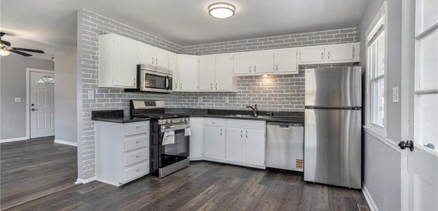 Homes for Sale in Kansas City, MO 64118 | 1008 NE 72nd Street