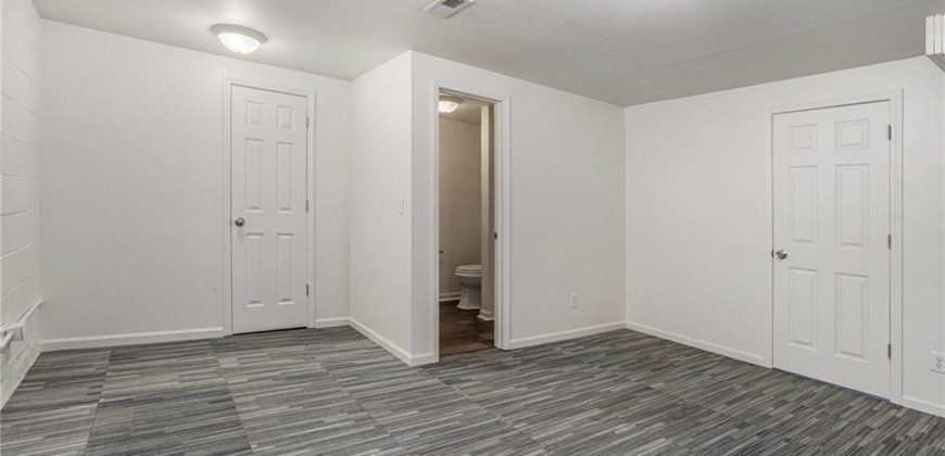 Homes for Sale in Kansas City, MO 64118 | 1008 NE 72nd Street