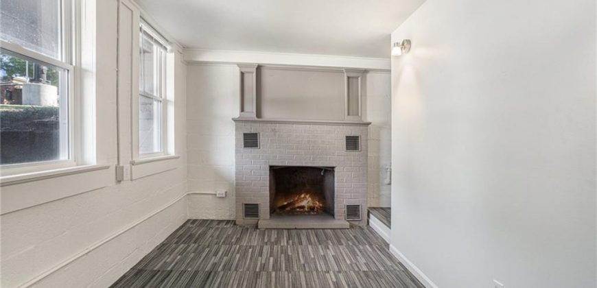 Homes for Sale in Kansas City, MO 64118 | 1008 NE 72nd Street