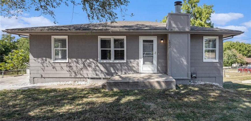 Homes for Sale in Kansas City, MO 64118 | 1008 NE 72nd Street