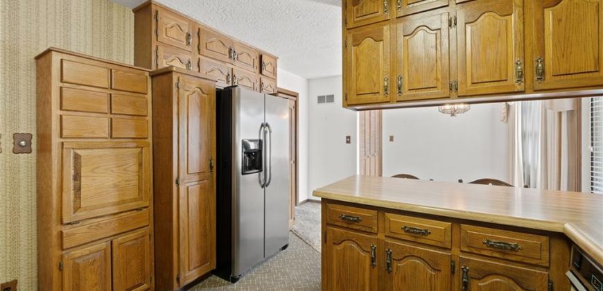 Homes for Sale in Gladstone, MO 64119 | 3713 NE 77th Street