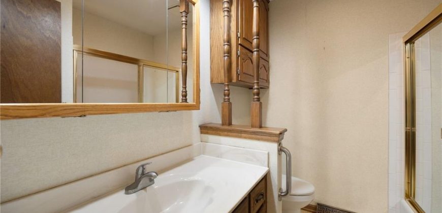 Homes for Sale in Gladstone, MO 64119 | 3713 NE 77th Street