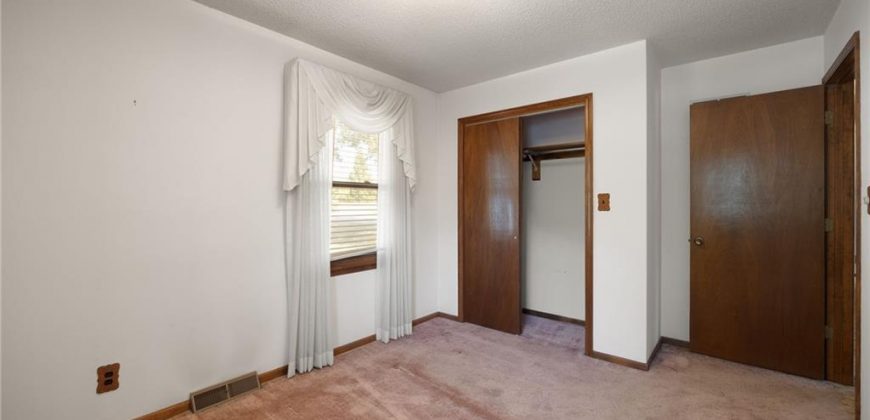 Homes for Sale in Gladstone, MO 64119 | 3713 NE 77th Street