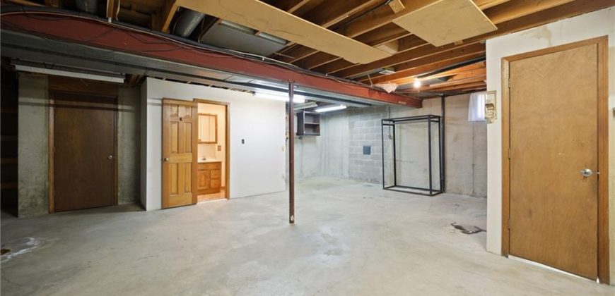 Homes for Sale in Gladstone, MO 64119 | 3713 NE 77th Street