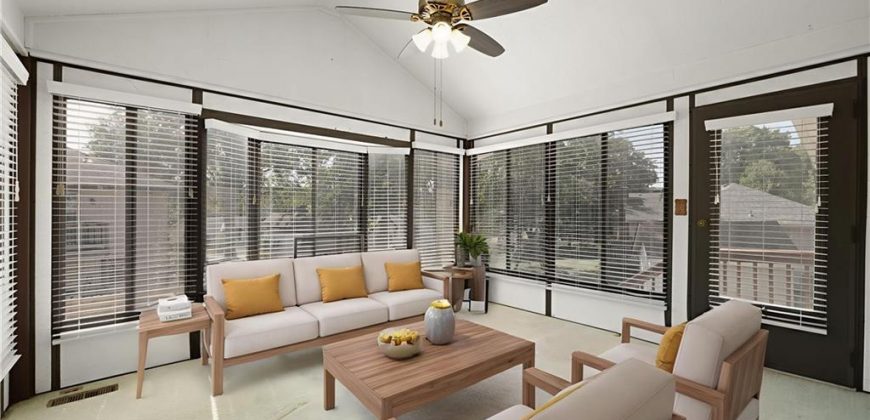 Homes for Sale in Gladstone, MO 64119 | 3713 NE 77th Street