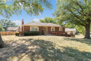 3713-NE-77th-Street-mls-2575722-image-1