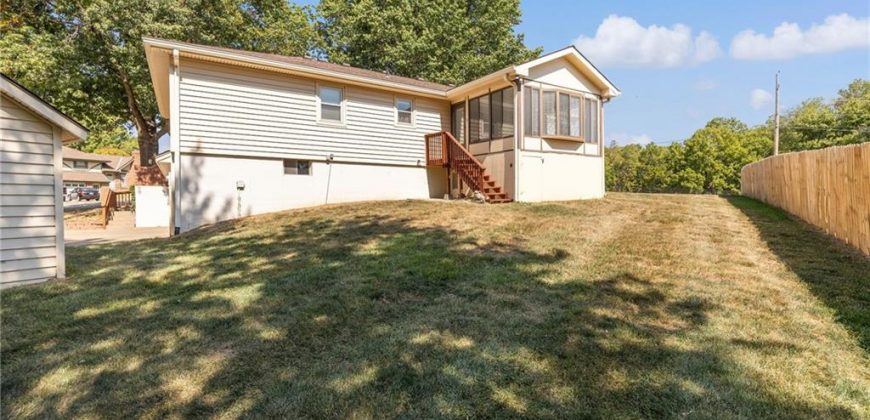 Homes for Sale in Gladstone, MO 64119 | 3713 NE 77th Street