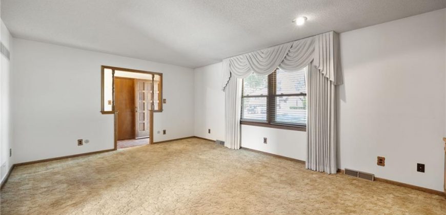 Homes for Sale in Gladstone, MO 64119 | 3713 NE 77th Street