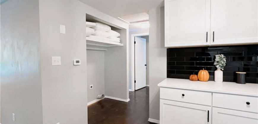 Homes for Sale in Kansas City, MO 64118 | 4 NW 81st Street