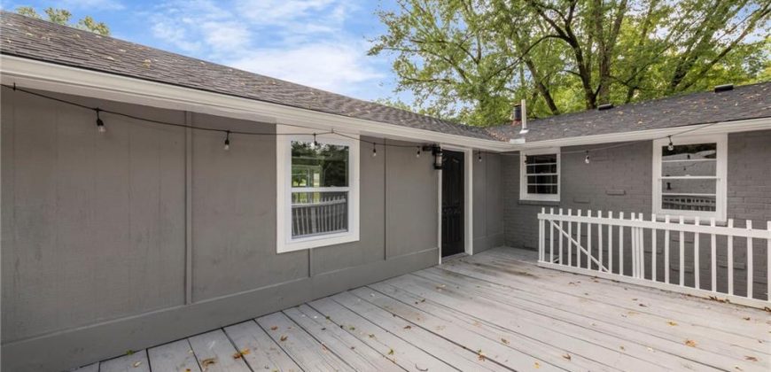 Homes for Sale in Kansas City, MO 64118 | 4 NW 81st Street