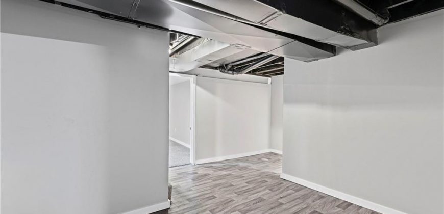 Homes for Sale in Kansas City, MO 64118 | 4 NW 81st Street