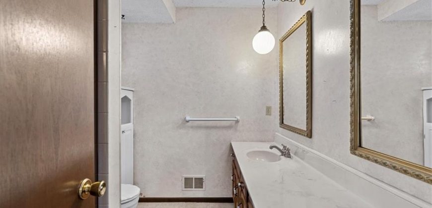 Homes for Sale in Kansas City, MO 64118 | 5216 N Central Street