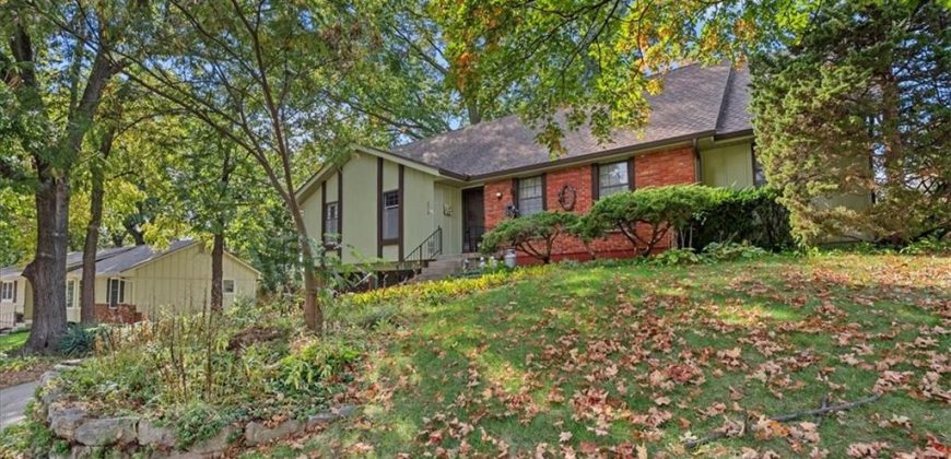 Homes for Sale in Kansas City, MO 64118 | 5216 N Central Street