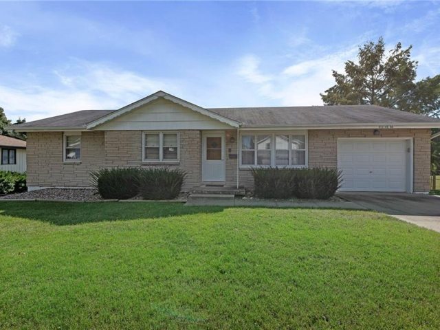Homes for Sale in Kansas City, MO 64155 | 813 NE 86th Street