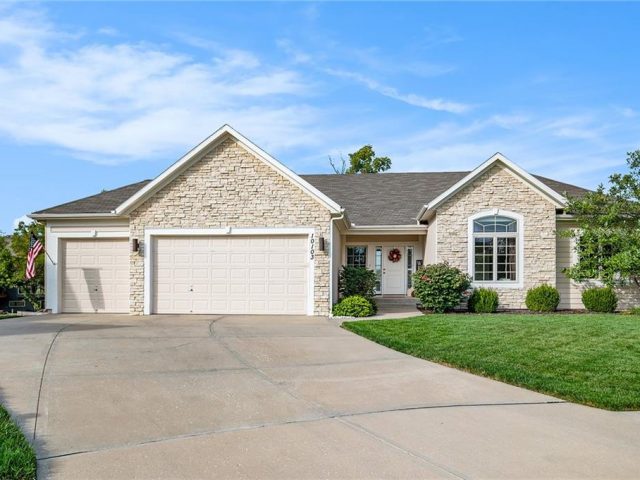 Homes for Sale in Kansas City, MO 64157 | 10103 NE 102nd Terrace