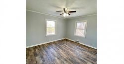 Homes for Sale in Parkville, MO 64152 | 5917 NW Bell Road