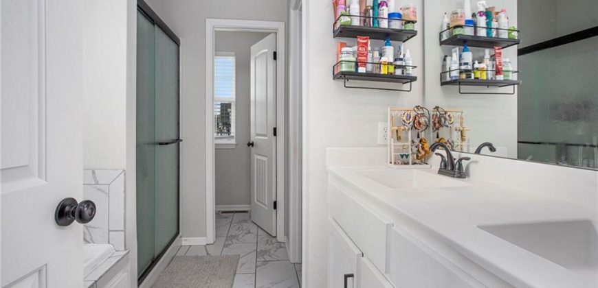 Homes for Sale in Kearney, MO 64060 | 1000 W 10th Avenue