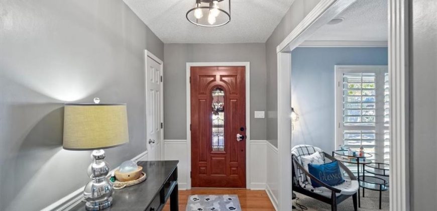 Homes for Sale in Gladstone, MO 64119 | 6101 N Cleveland Avenue